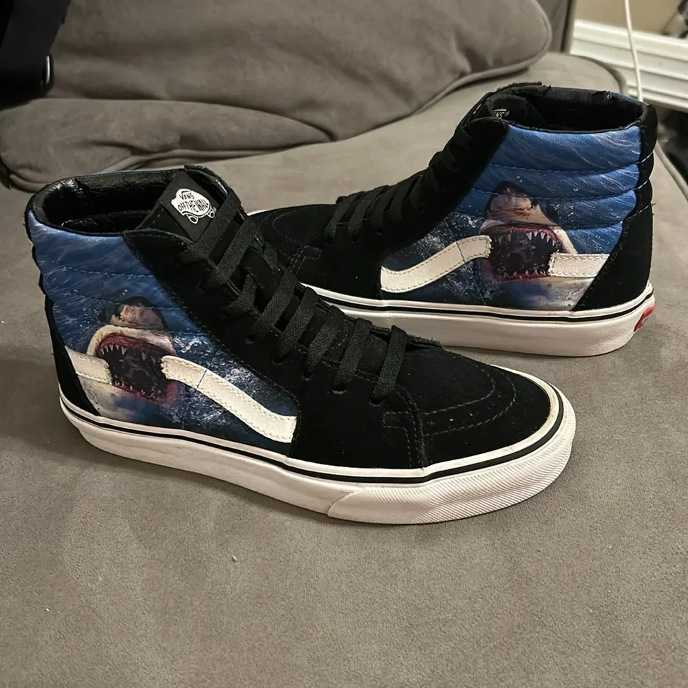 Vans shark week