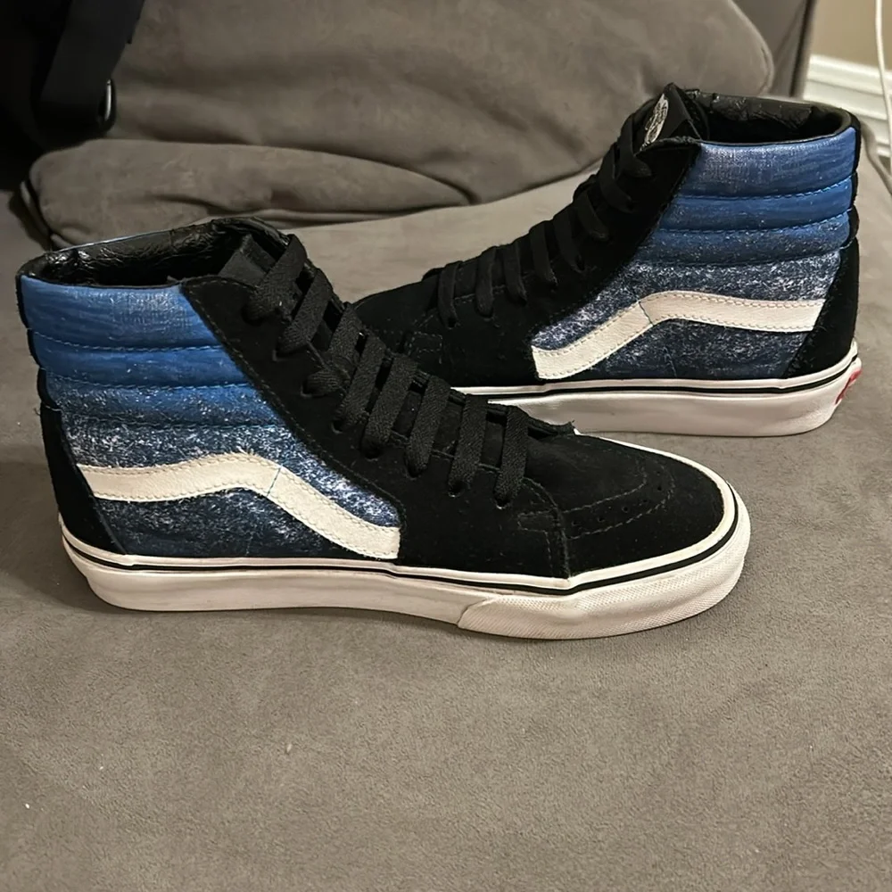 Vans shark week
