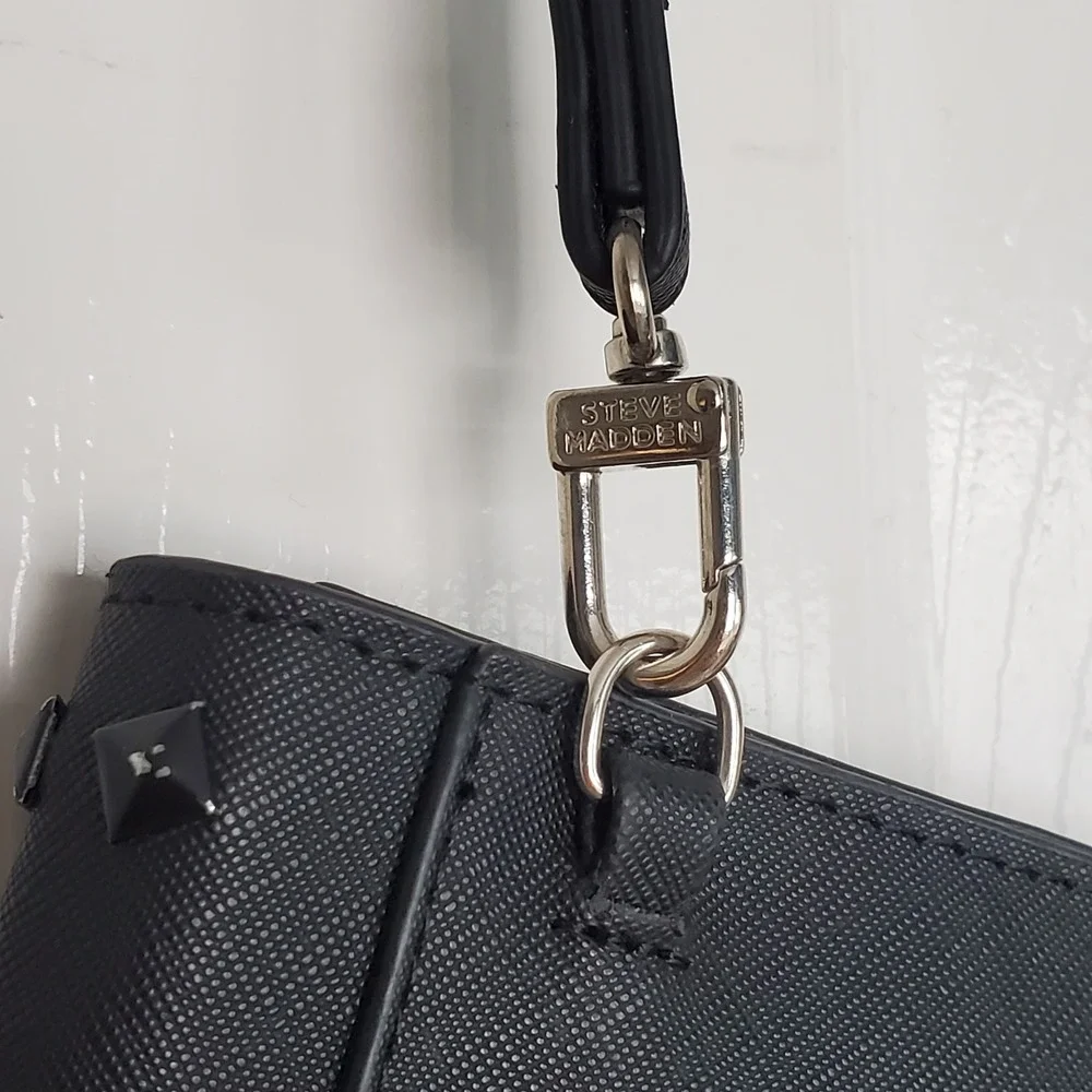 Steve Madden steve madden