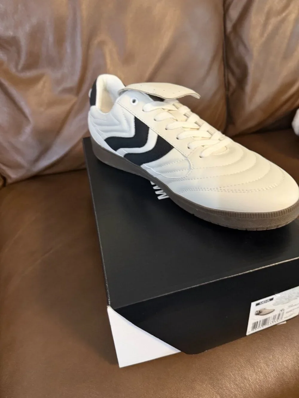Madden NYC Men's Sport Casual Shoes | Size 9 | Color: Black|White - NWT