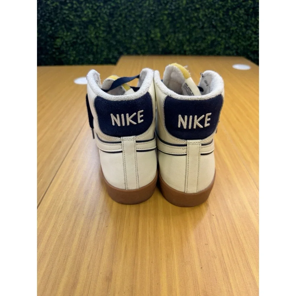 Nike blazer mid