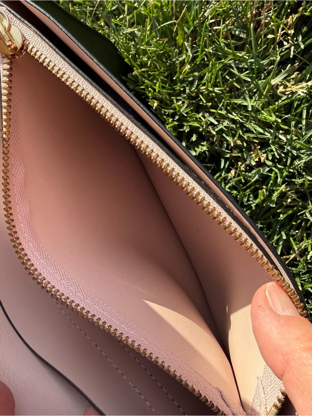 kate spade sleek black