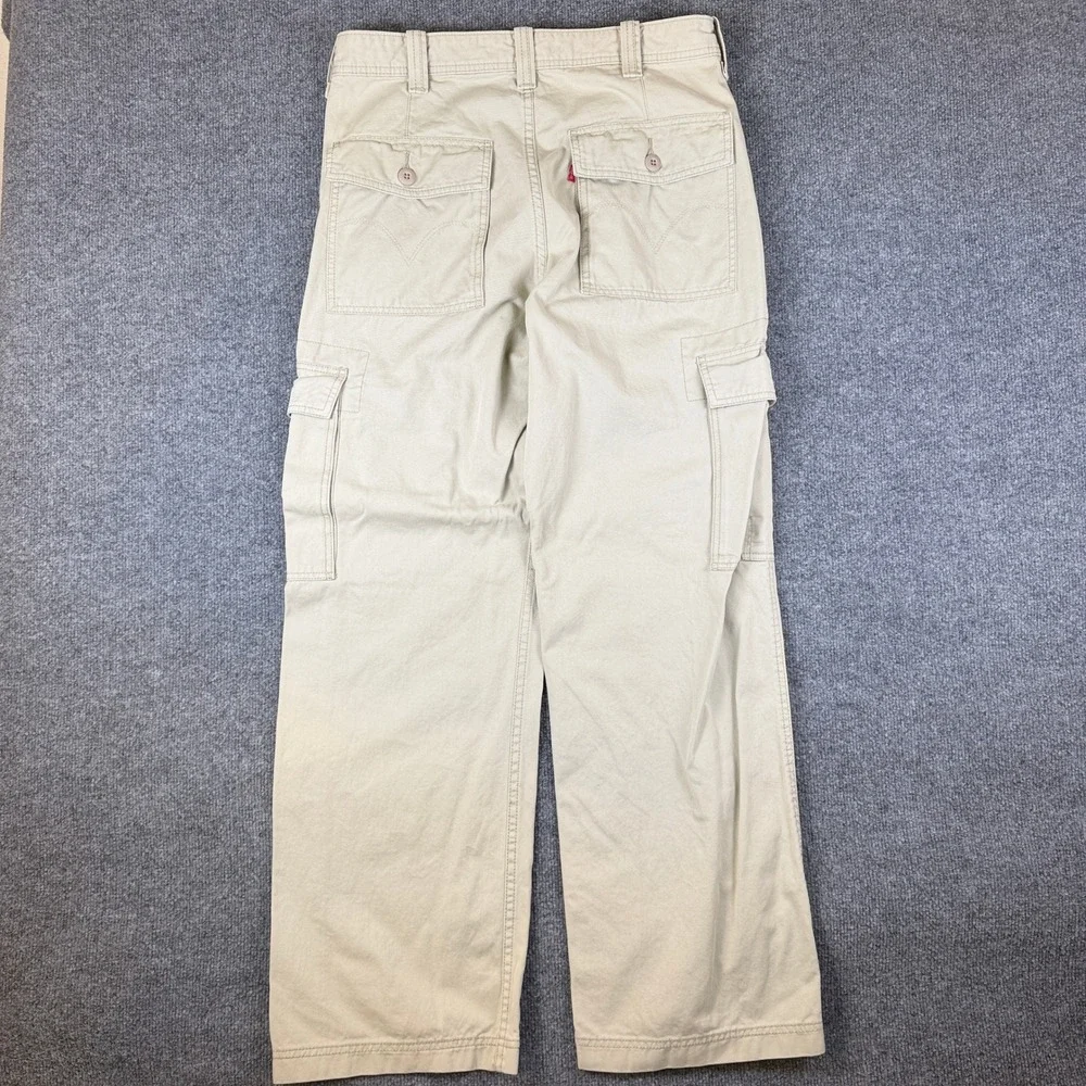 Levis excellent pre