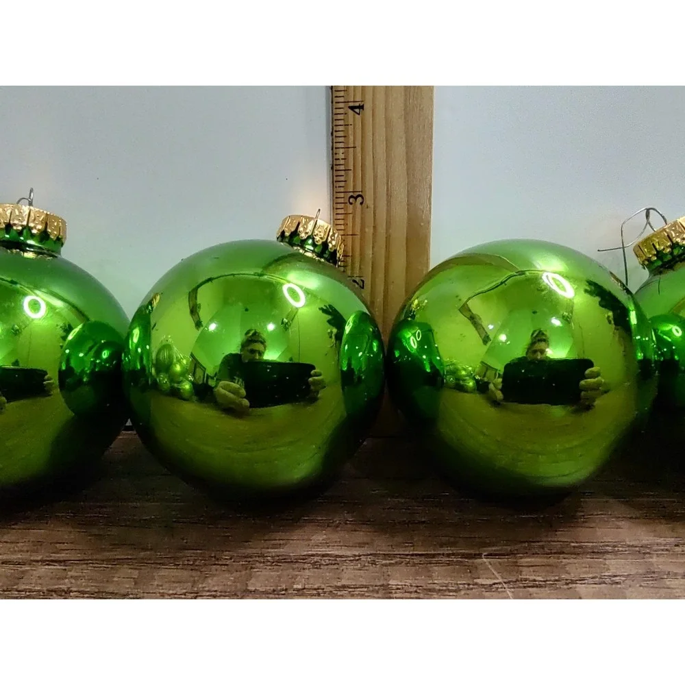 Vintage G&D Glass Christmas Ball Ornaments Solid Shiny Bright Green Lot Of 4 B10