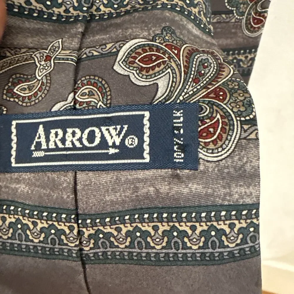 Arrow men brand