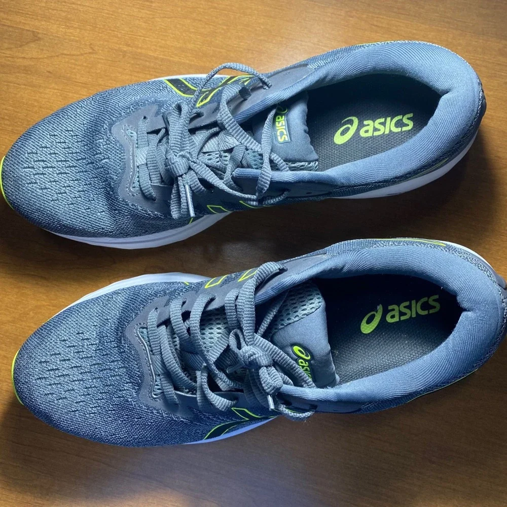Asics GT-1000 11 Mens Running Shoes Grey Hazard Green 1011B354 Size 12