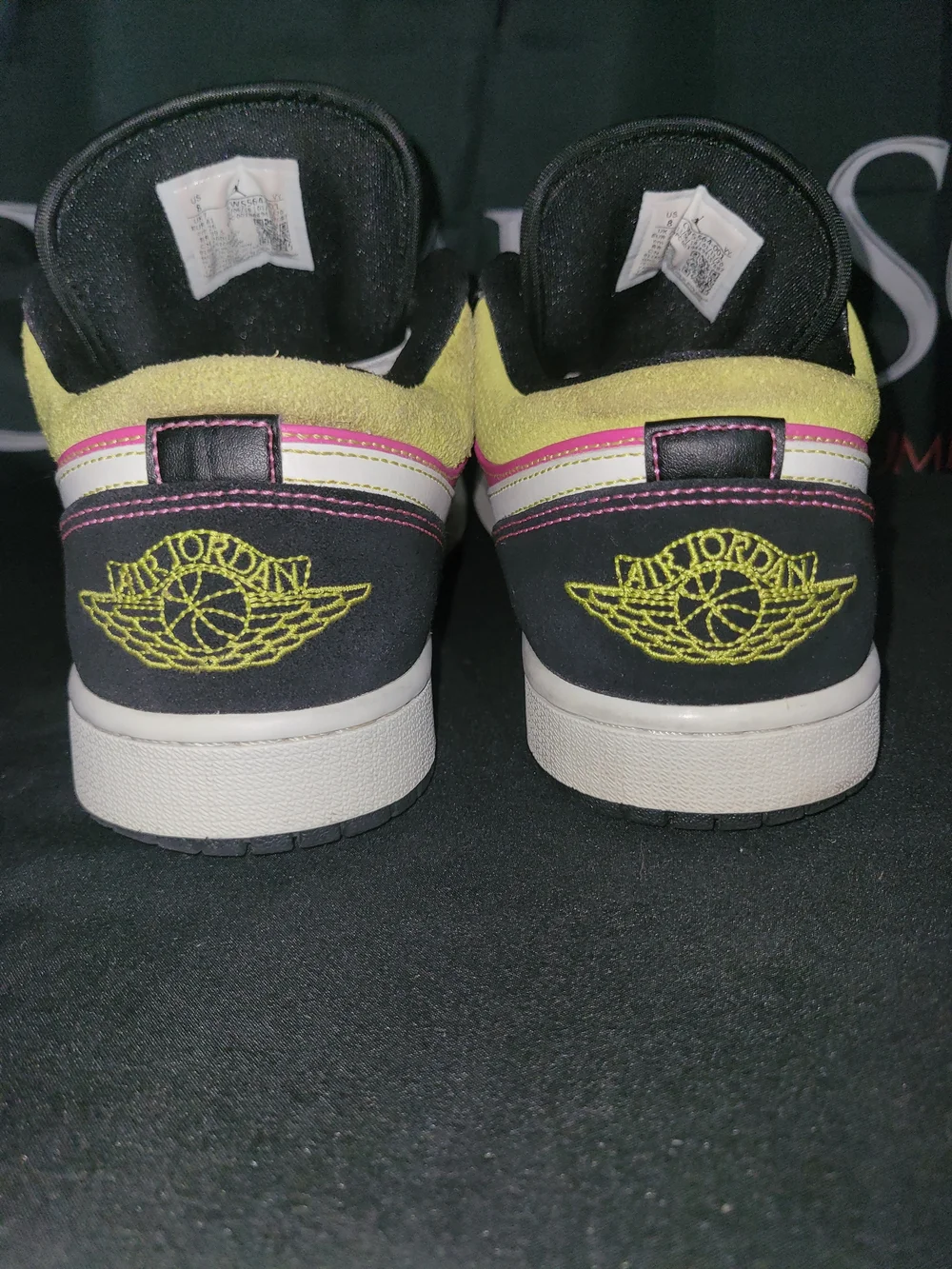 Jordan 1 Low Spraypaint