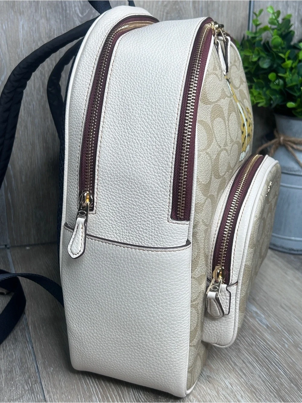 Coach Signature Canvas Tiger Backpack • Limited Edition Print • Beige & White