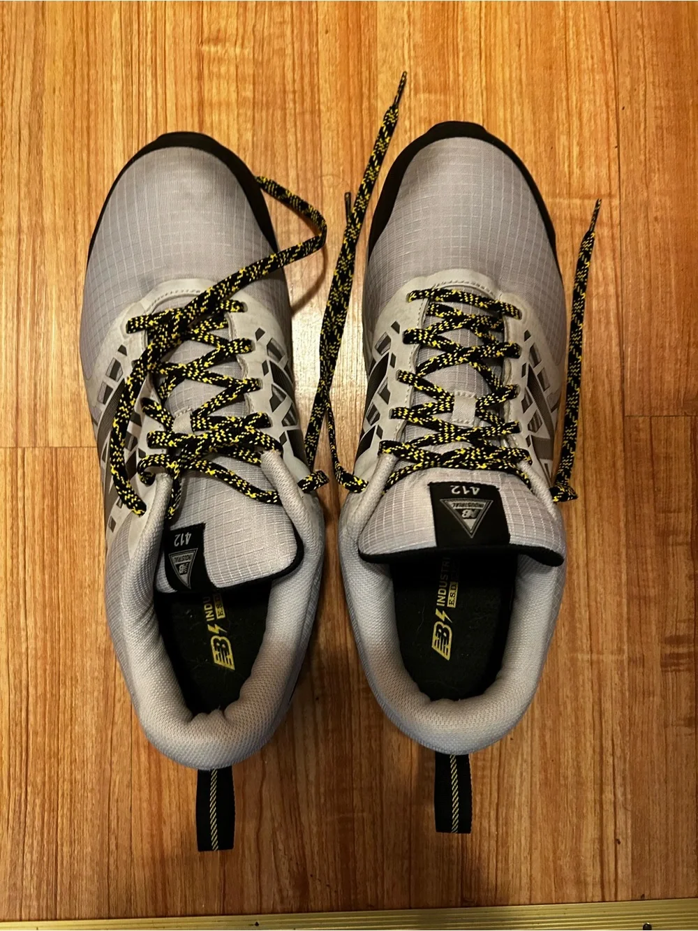Mens New Balance Industrial work shoe slip resistant size 14