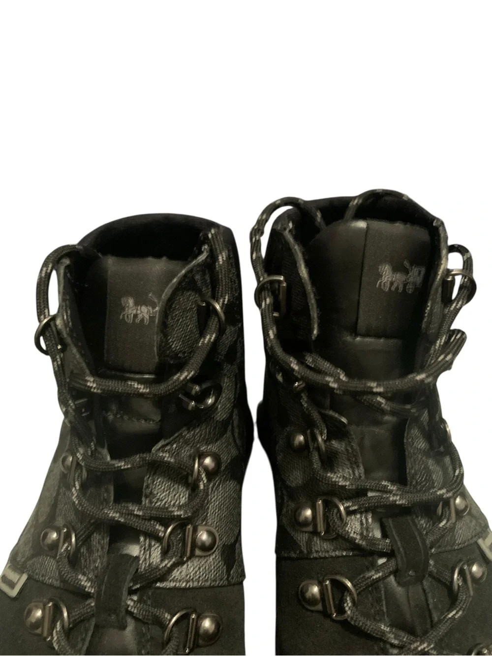 Coach front top