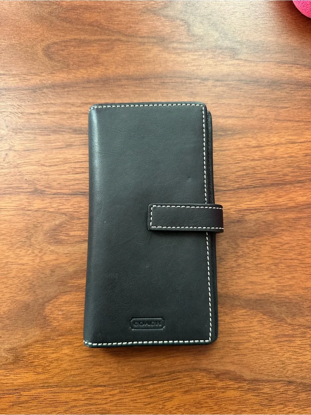 Vintage Coach Black Leather Wallet with White Contrast Stitching