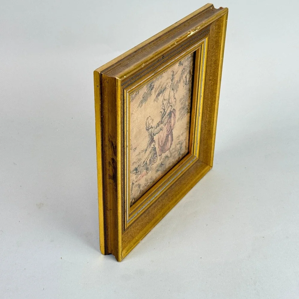 N/A vintage framed