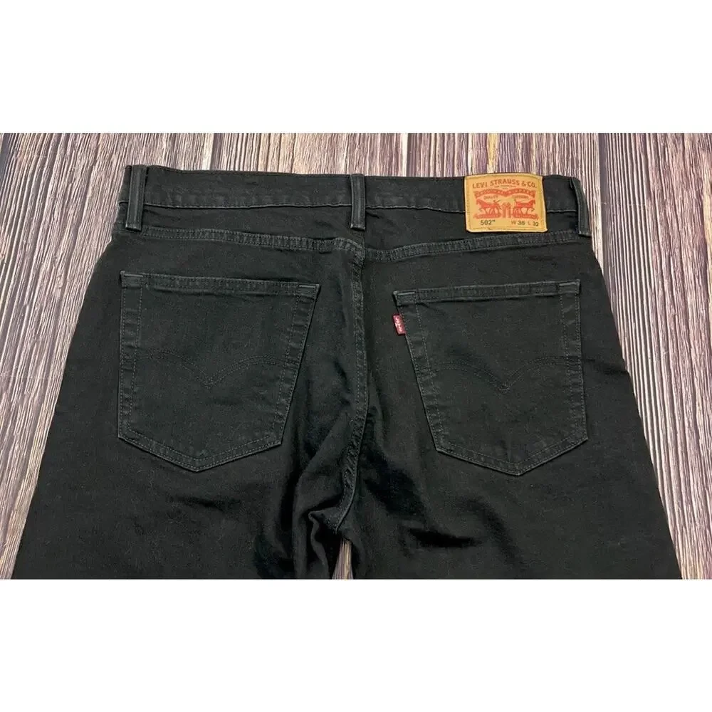Levis 502 Regular Taper Black Jeans Mens Size 36x32 (Measures 36x31)