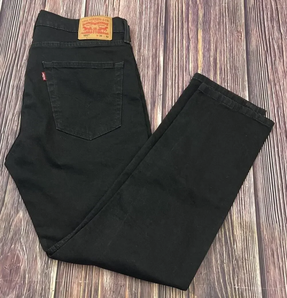 Levis 502 Regular Taper Black Jeans Mens Size 36x32 (Measures 36x31)