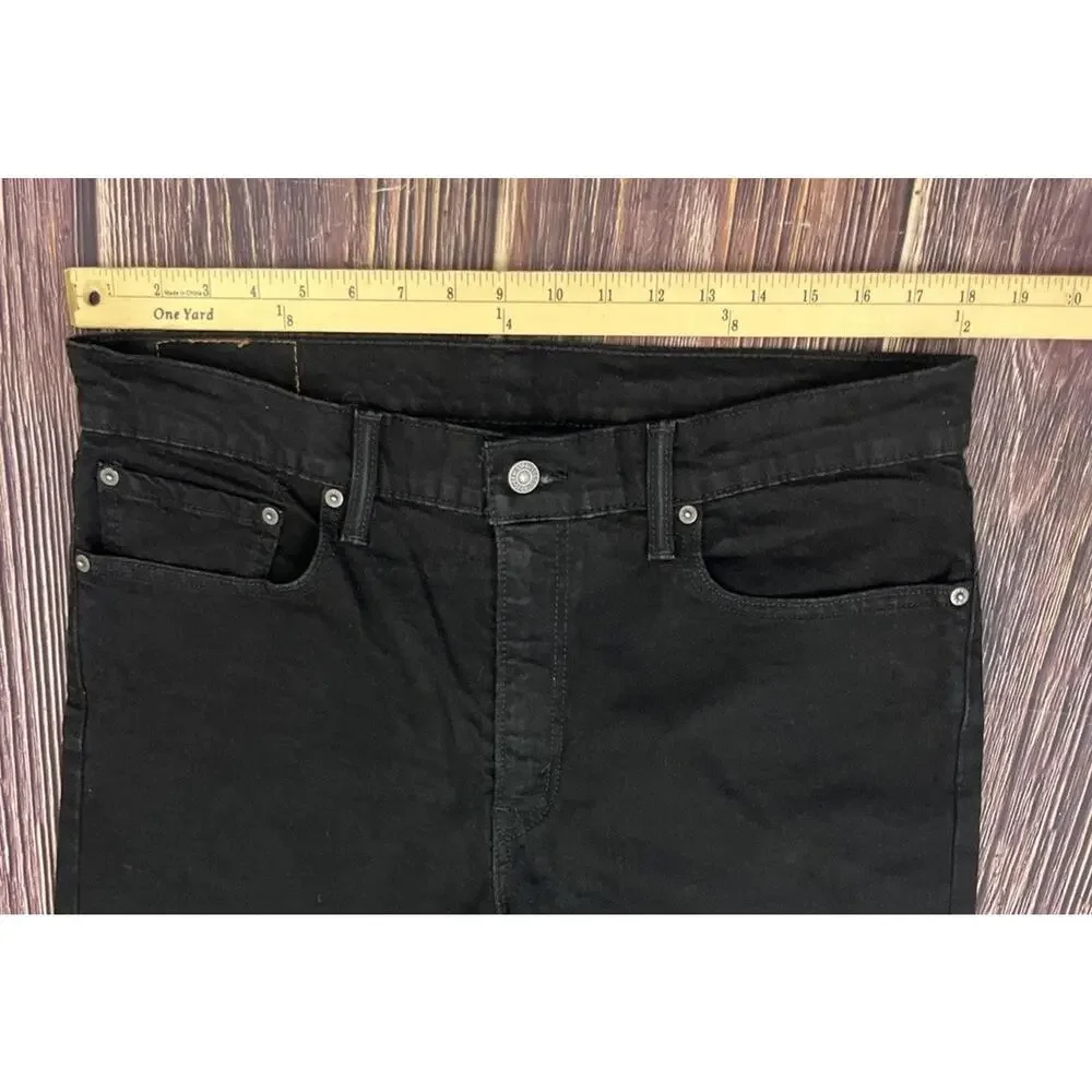 Levis 502 Regular Taper Black Jeans Mens Size 36x32 (Measures 36x31)