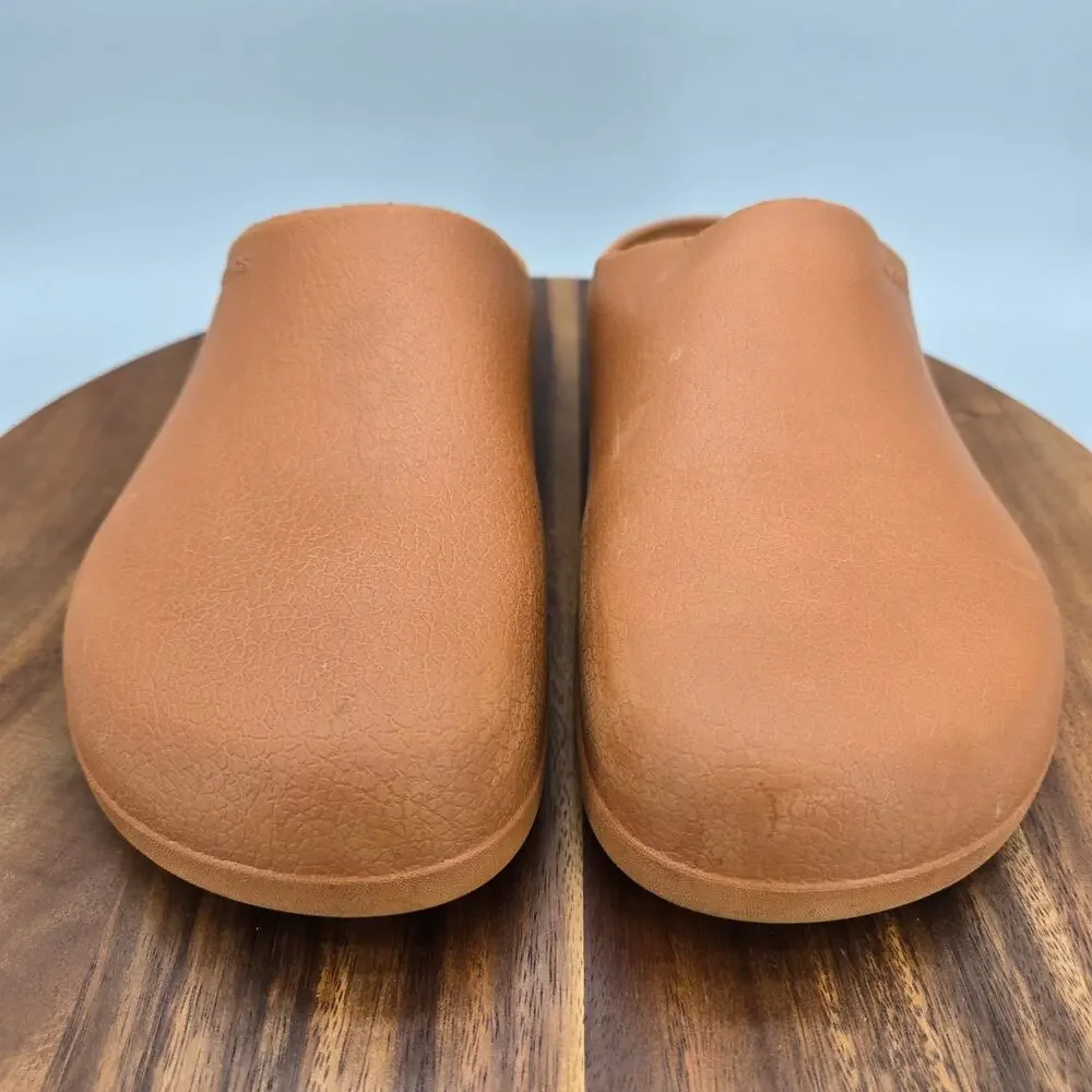 CROCS dylan clogs