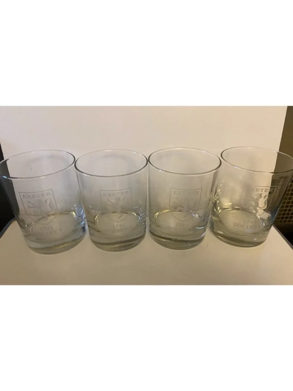 Unmarked set phillips