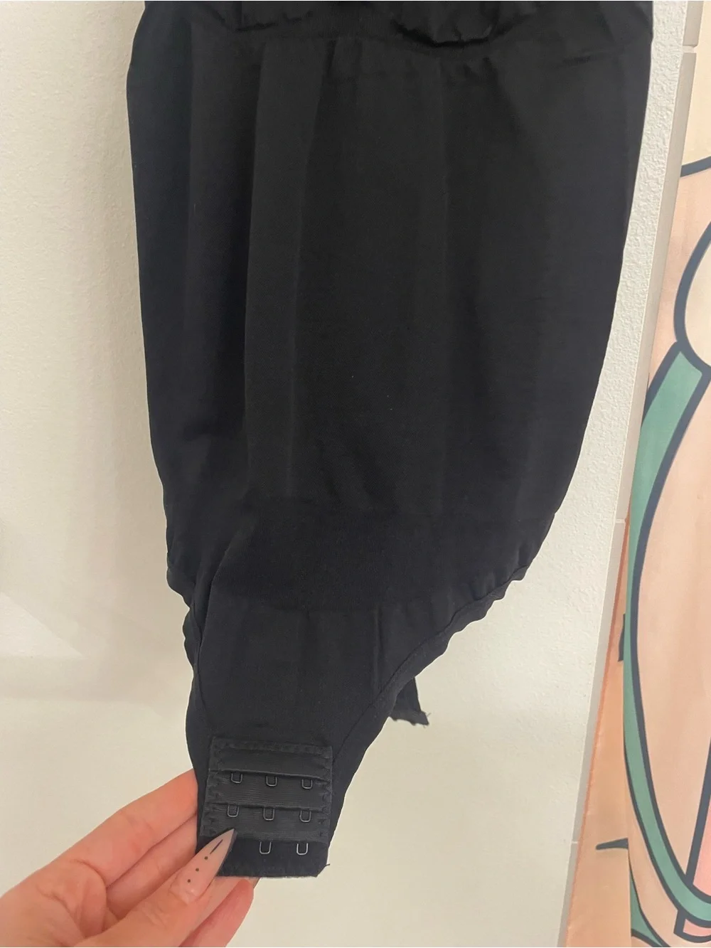 N/A comfortable black