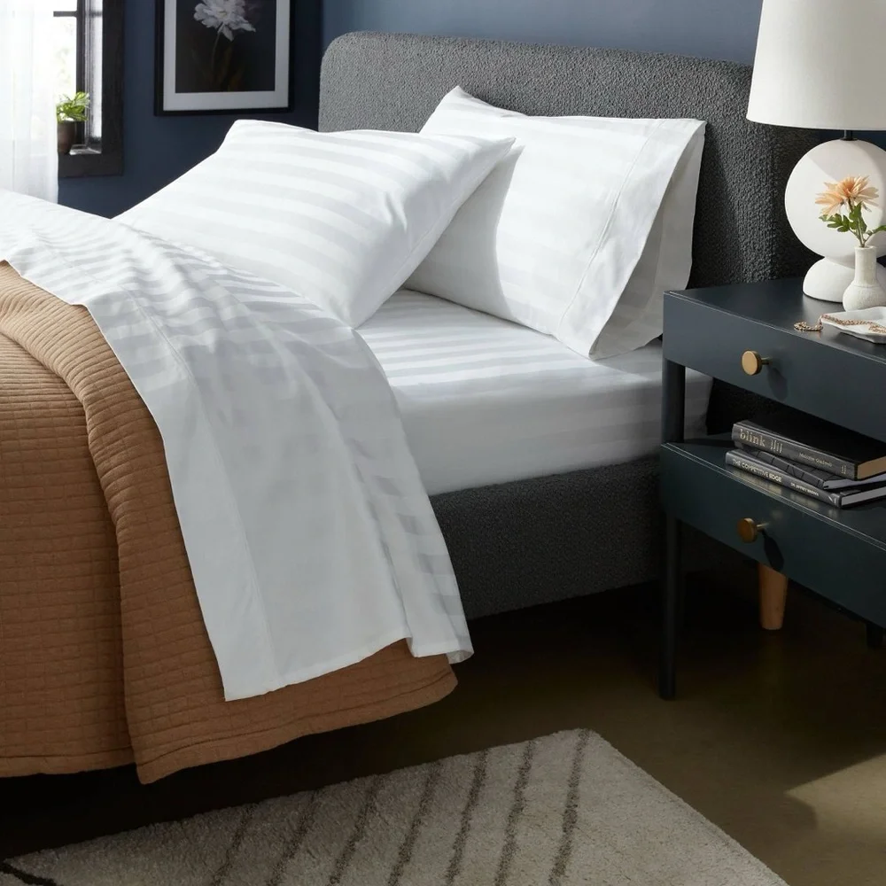 Threshold Hotel Collection Queen 800 Thread Count Damask Sheet Set White New