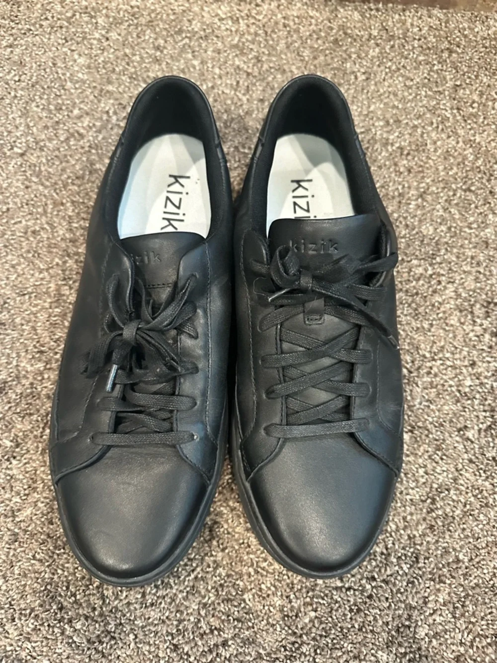 Kizik vegas black
