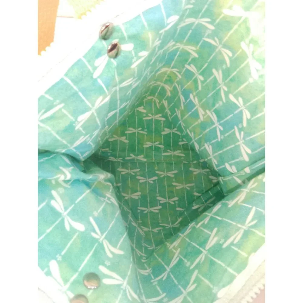 Anoname quirky bag