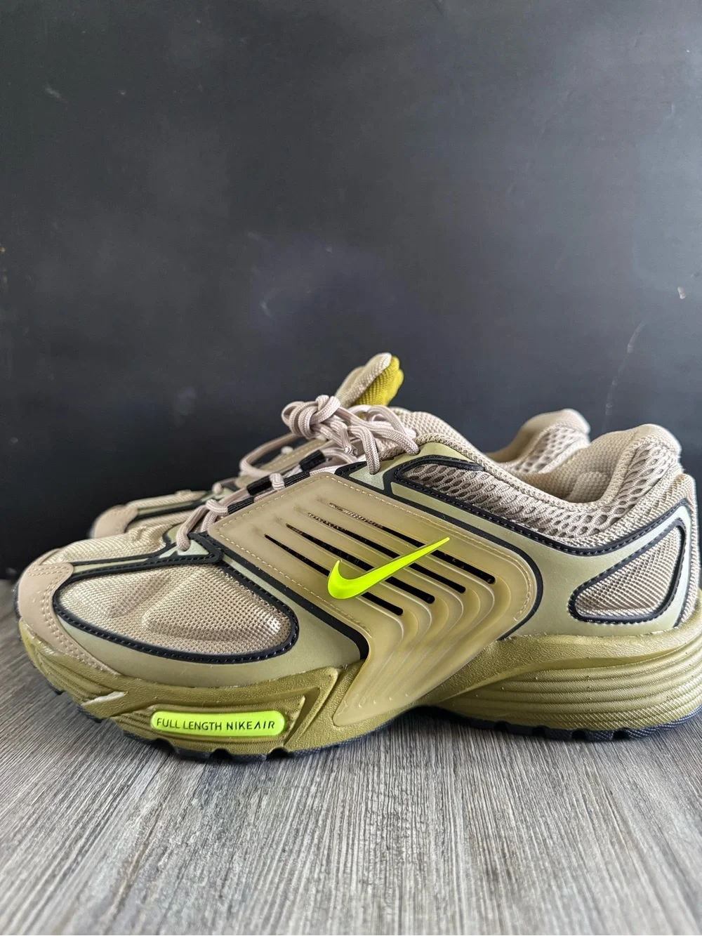 Nike men sneaker