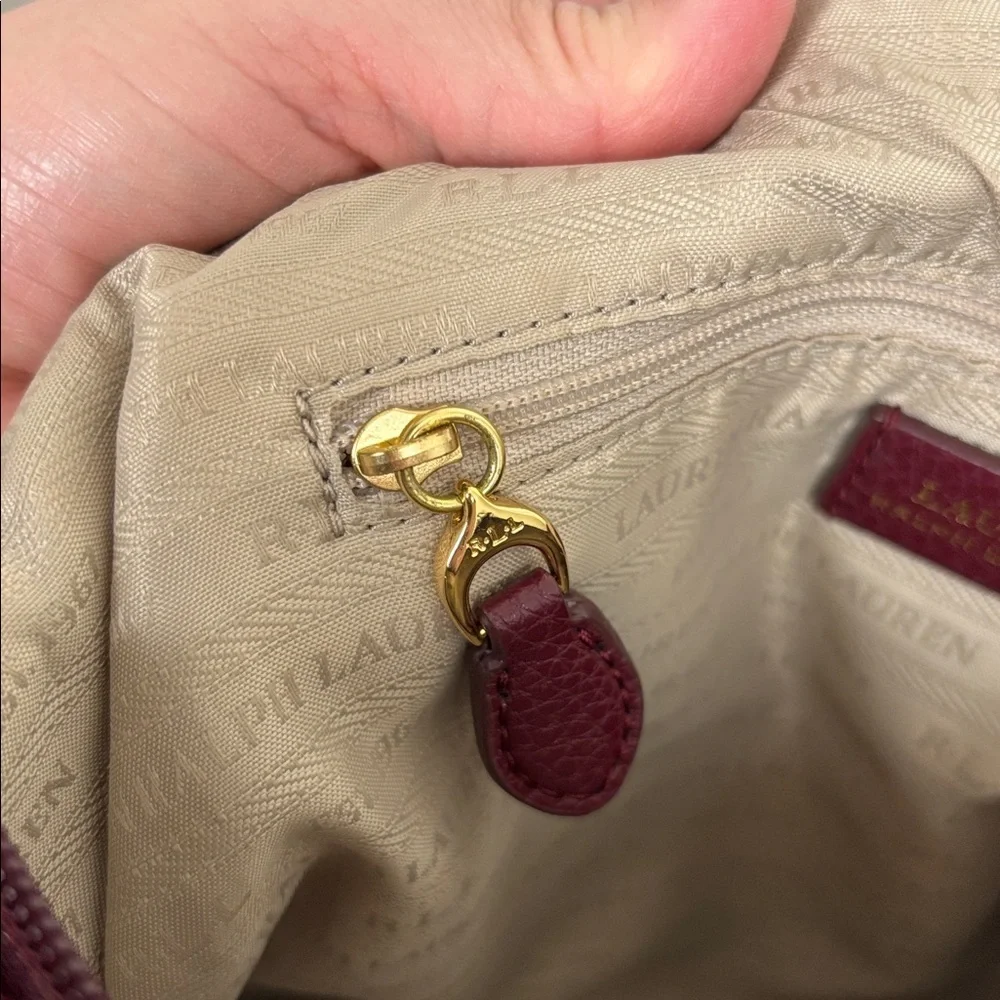 Lauren Ralph Lauren medium minor enhances