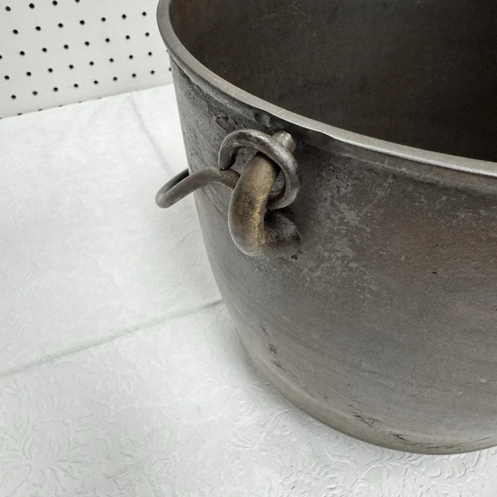 N/A type cauldron
