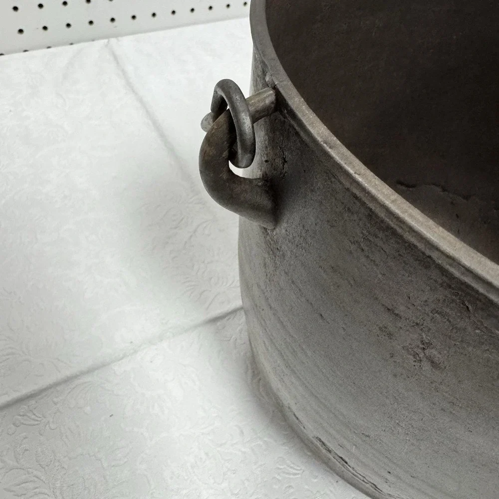 N/A type cauldron