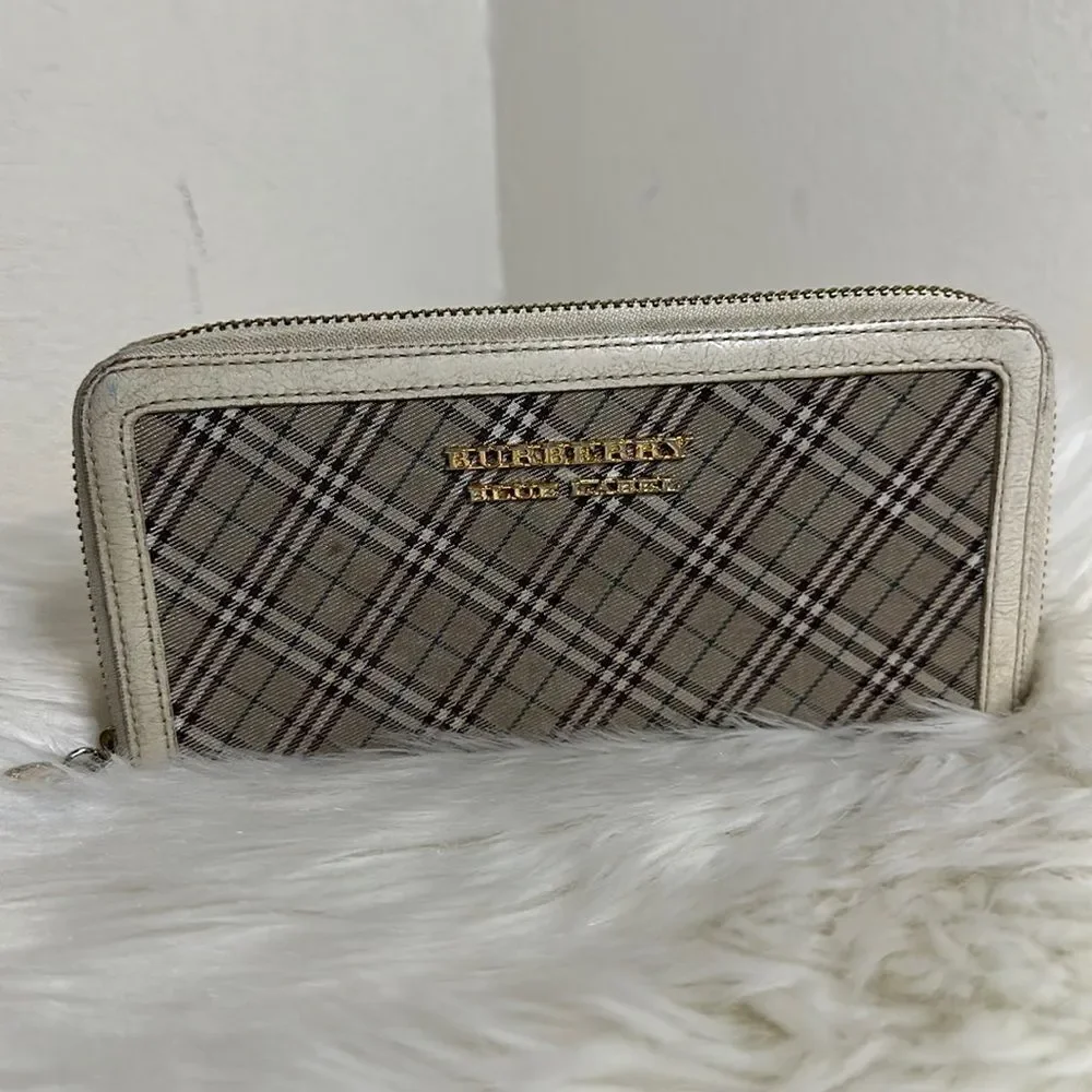 💯Authentic Burberry Blue Label Long Wallet 🍀
