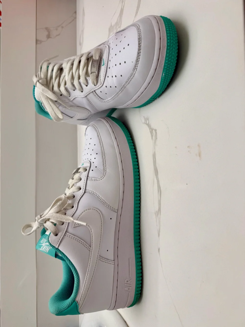 Nike Air Force 1 Low ‘white mint’  Size 9