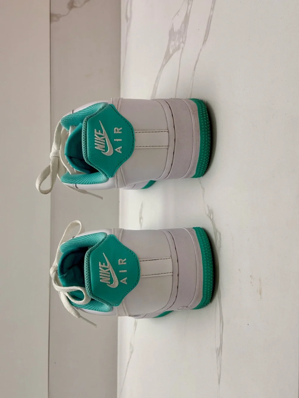 Nike Air Force 1 Low ‘white mint’  Size 9