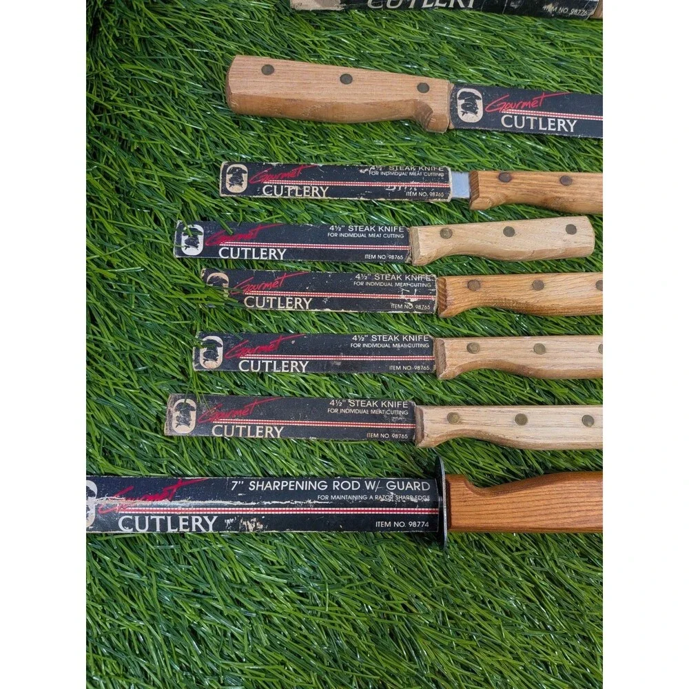 Gourmet Cutlery comes 13