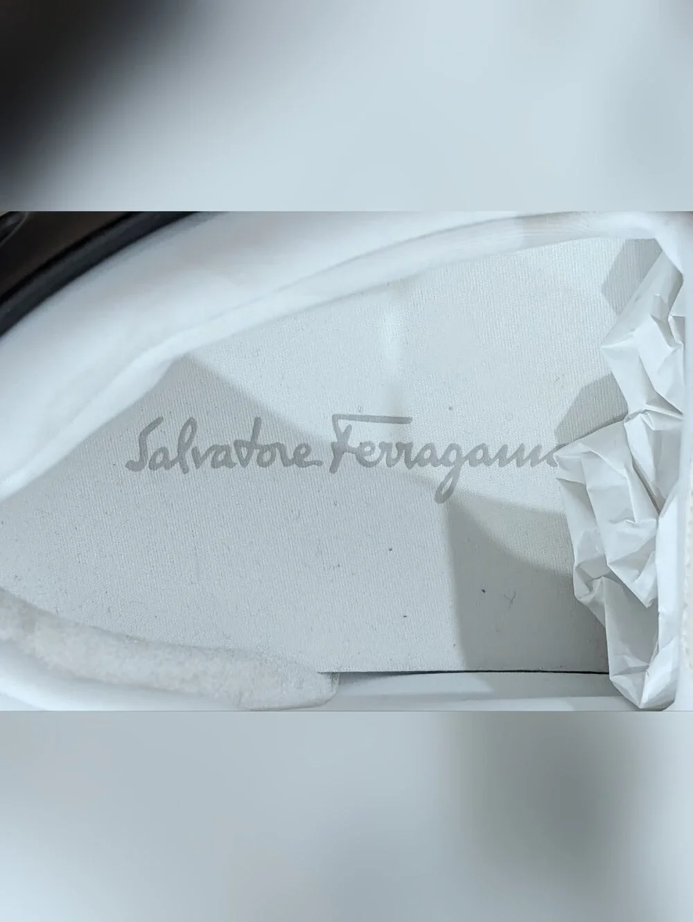 $995 Mens Ferragamo 