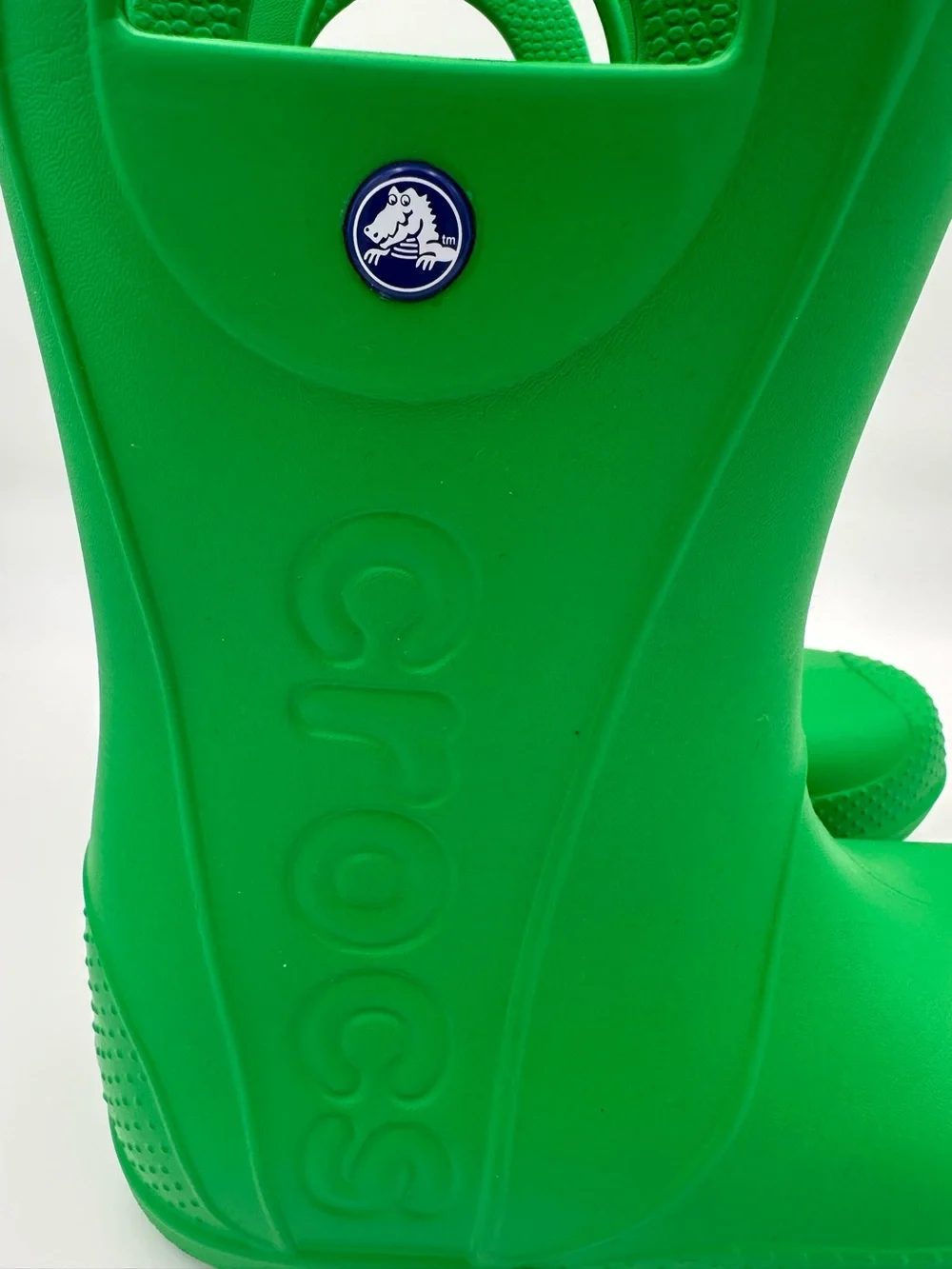 CROCS handle it