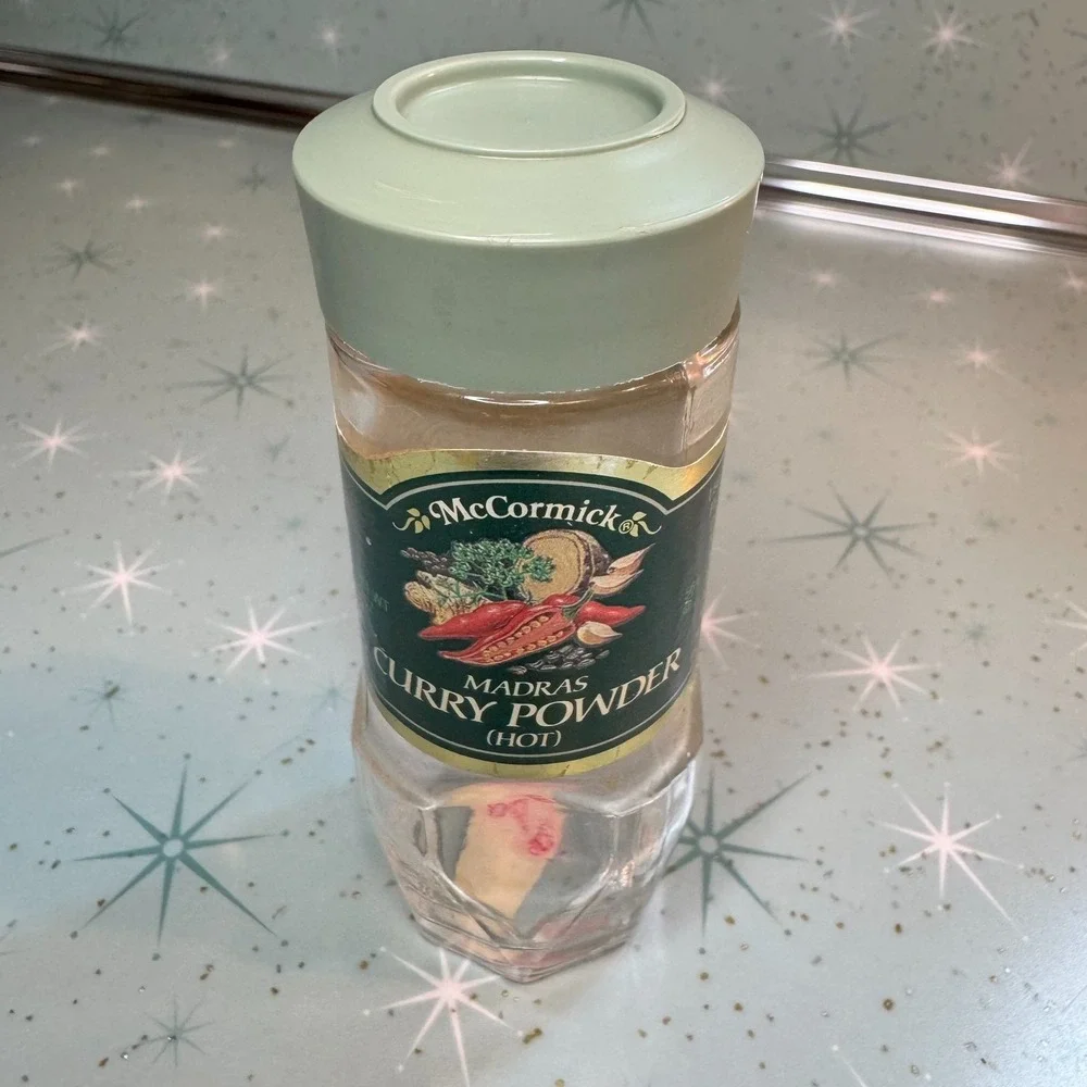 Vintage McCormick Madras Curry Powder Hot Jar Green Label and Lid‎ Glass Bottle
