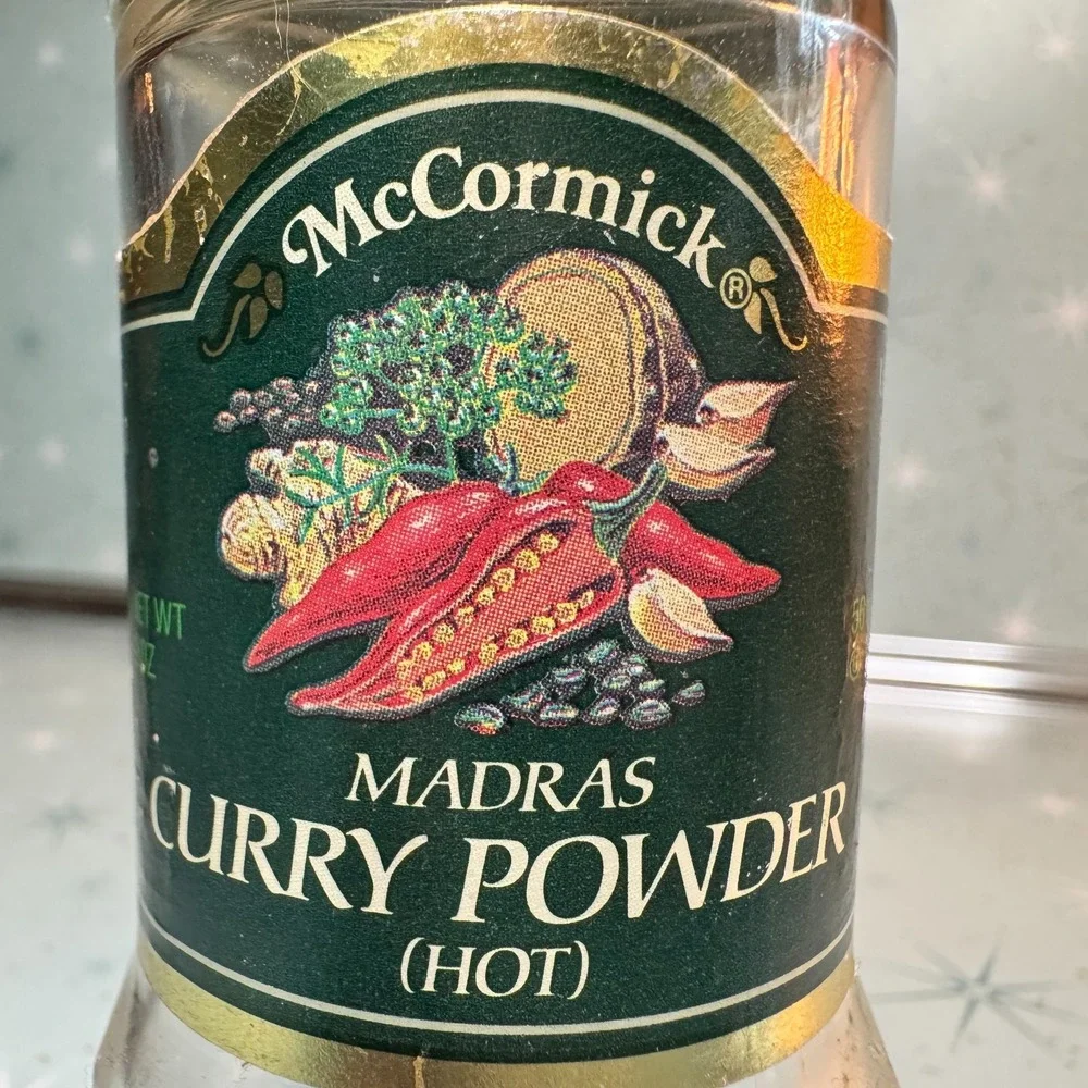 Vintage McCormick Madras Curry Powder Hot Jar Green Label and Lid‎ Glass Bottle