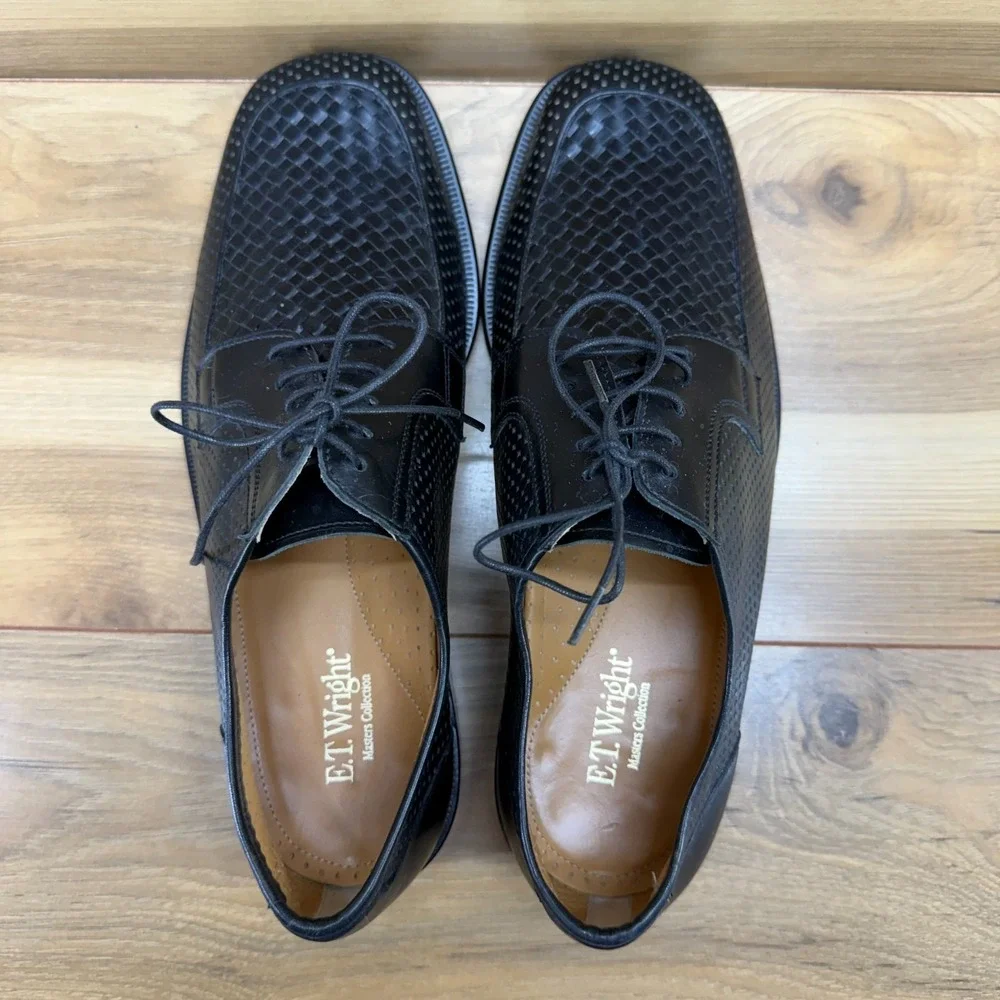 E.T. Wright mens size