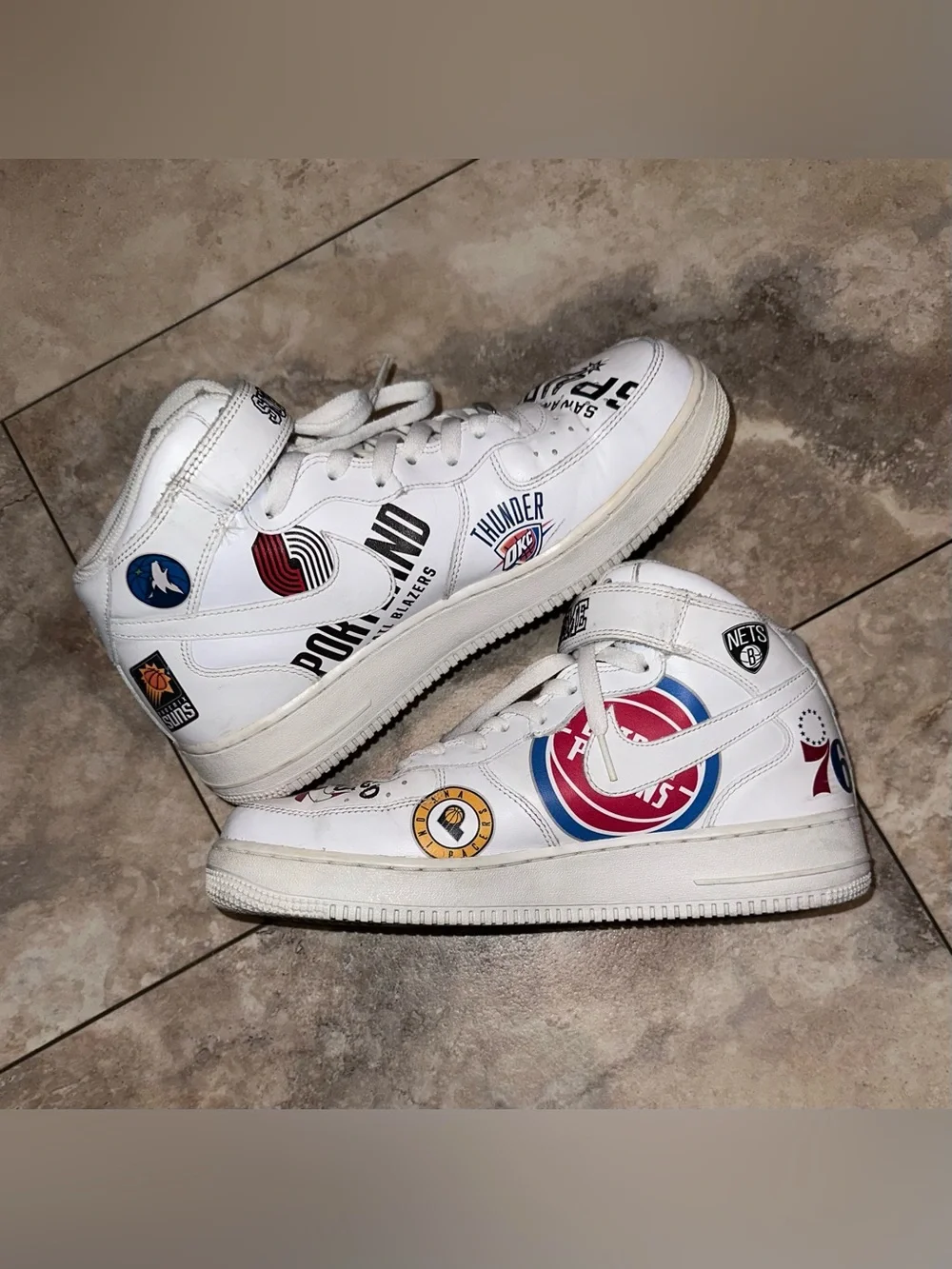 2018 Supreme × NBA x Nike Air Force 1 Mid White Size 9.5