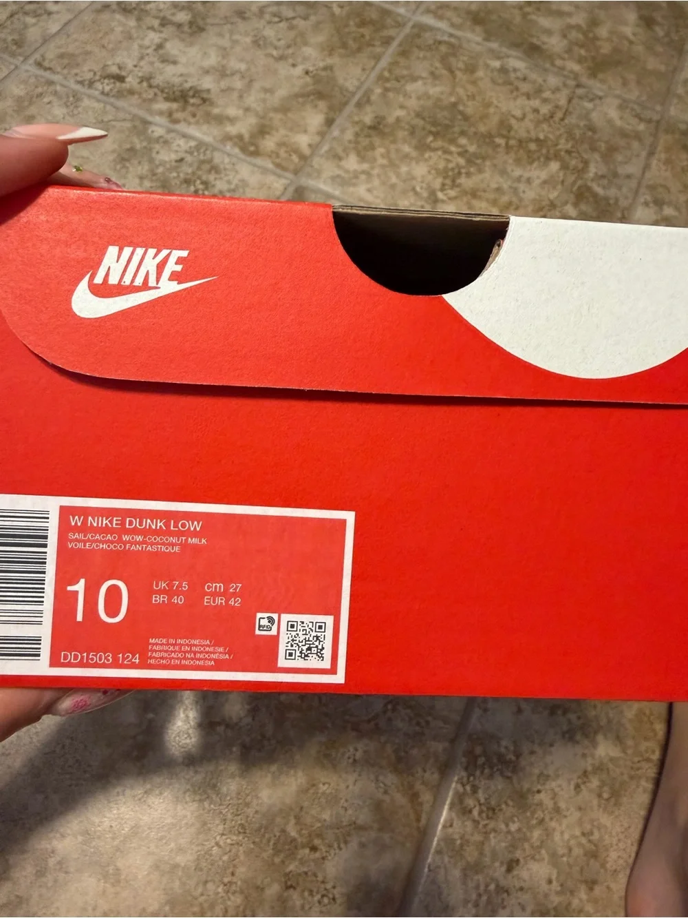 Nike Dunk Low Women’s size 10 Shoe - Brown/White