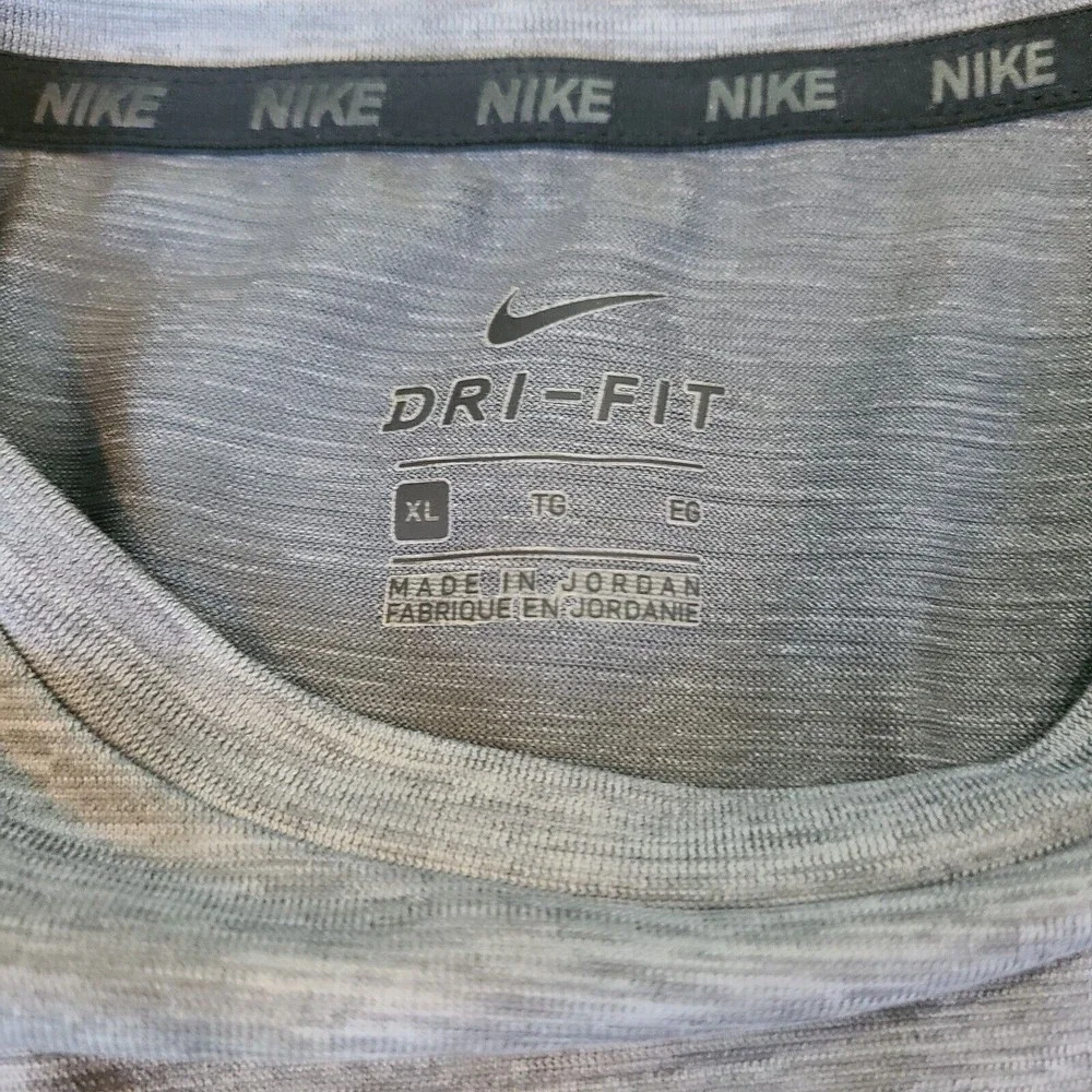 Nike Shirt Youth Kids XL Dry Fit Gray Sportswear Activewear Athleisure Casual‎