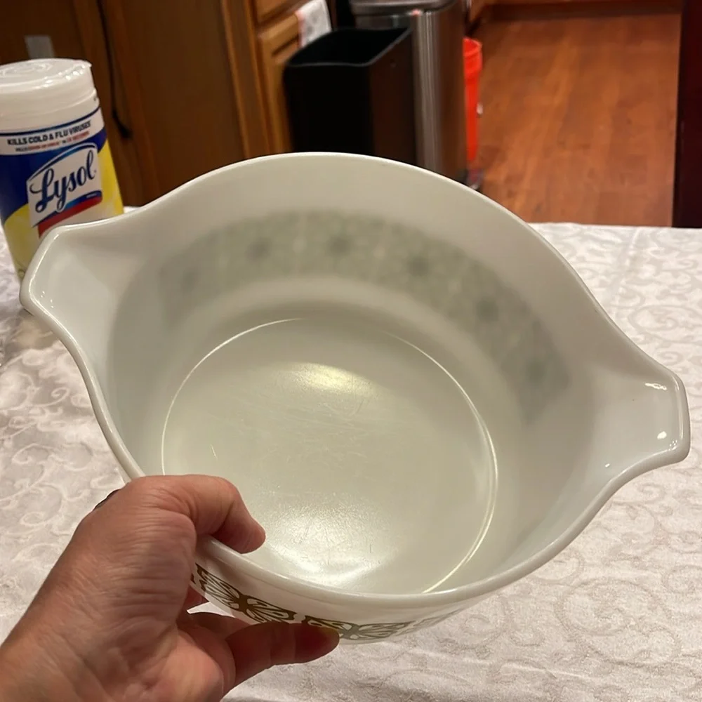 Pyrex excellent no