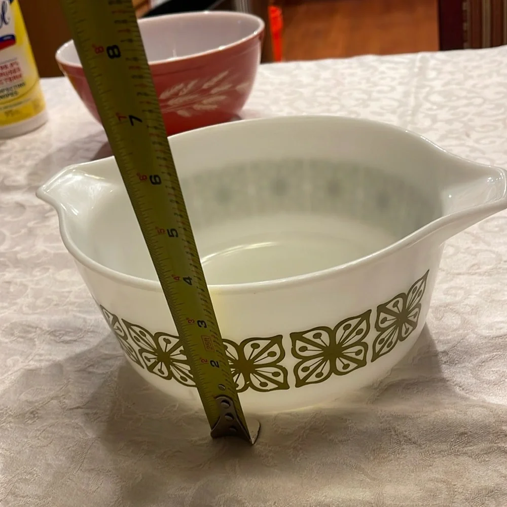 Pyrex excellent no