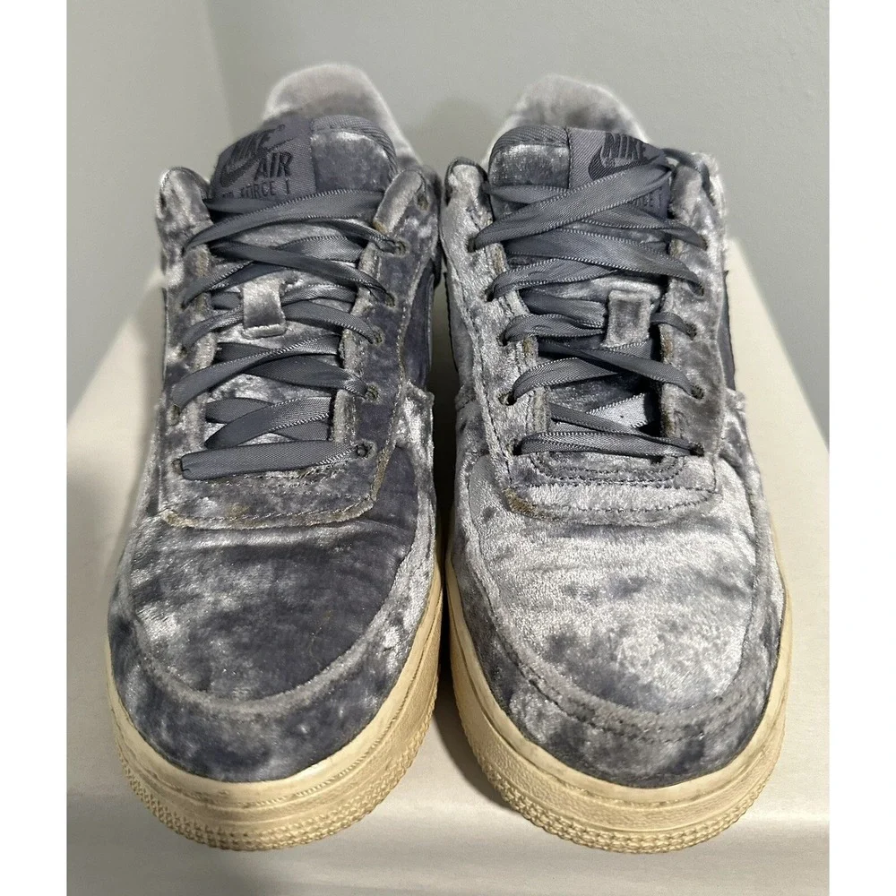 Nike Air Force 1 Low Youth Size 4Y Blue Sneakers Velvet 849345-401