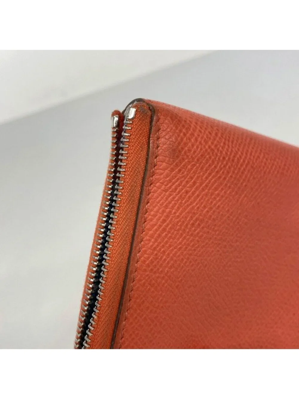 Hermes material dedicated