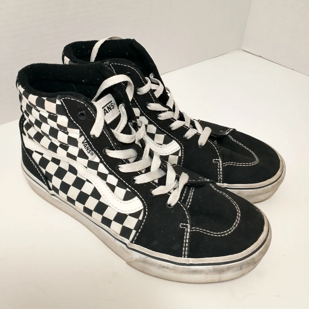 Vans Mens Black and White Checkered Hightop Sneakers, Euro‎ Size 38, Punk