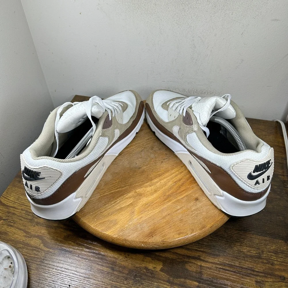 Nike 268663304 logo neutral