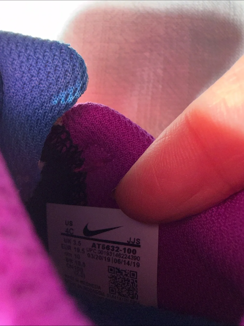 Nike lightweight sneakers