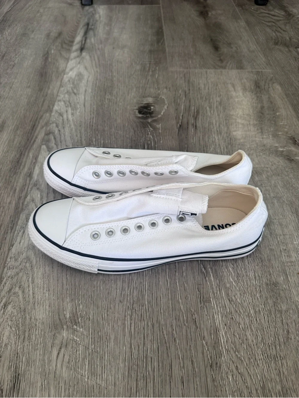 Converse brand new