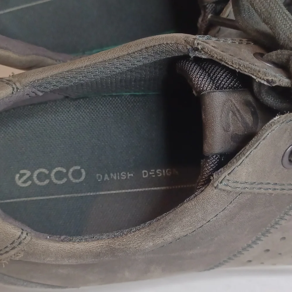 Ecco leather casual